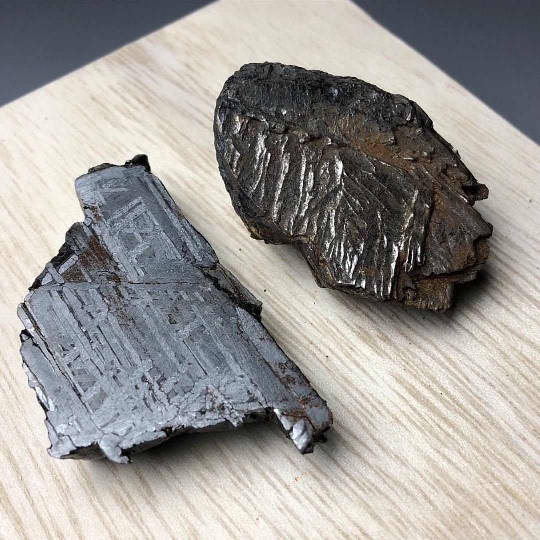 アルタイ隕石　 鉄隕石　メテオライト　原石 2点纏め　重さ約155ｇ