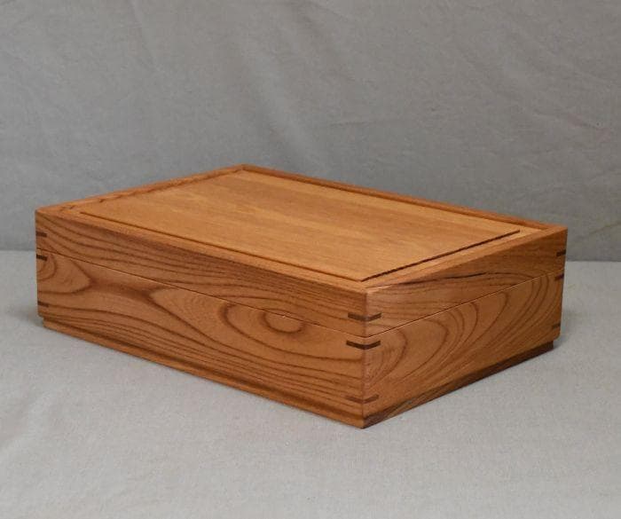 欅の文庫。B5サイズの収納。新品