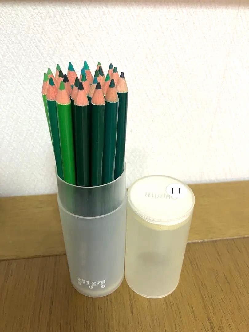 フェリシモ色鉛筆　325色