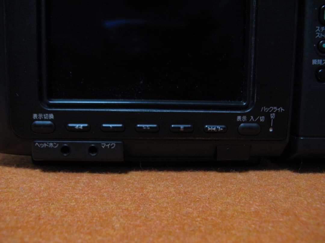 動作OK❗️☆シャープの液晶Hi8/8ミリビデオカメラ・VL-HL15