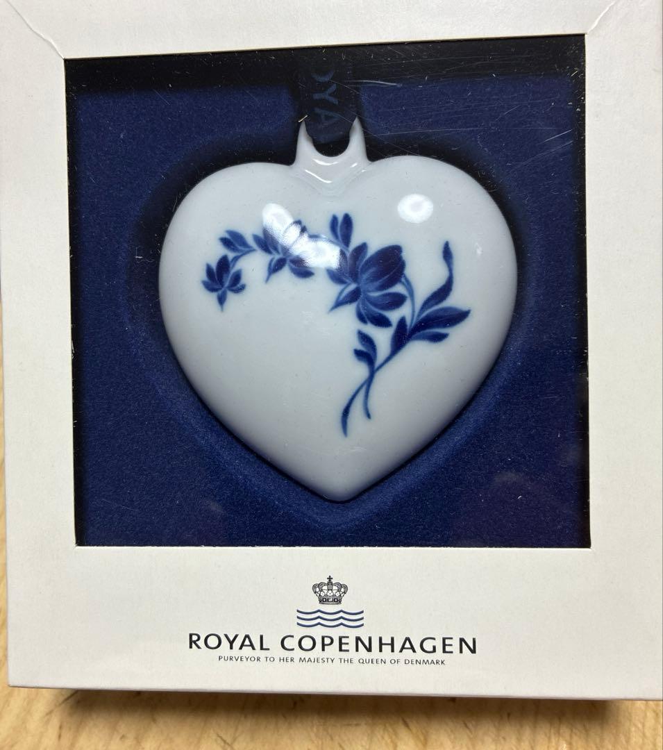 ロイヤルコペンハーゲン アニュアルハート ブルーローズ