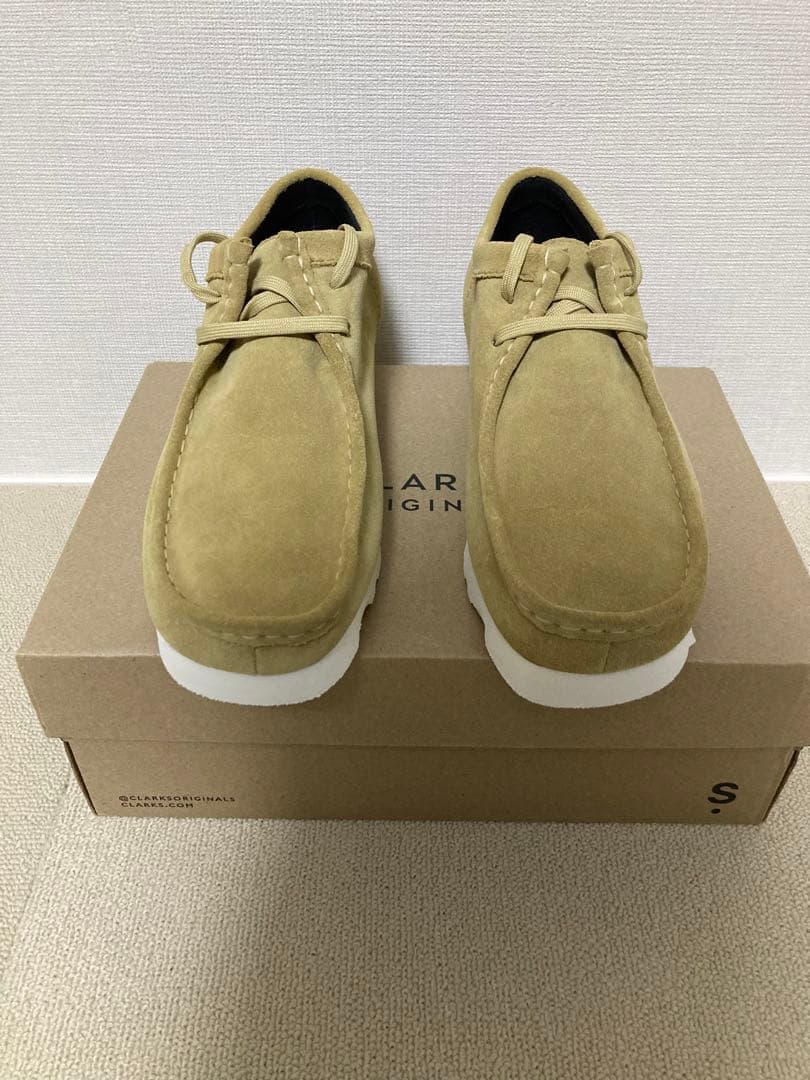 新品未使用 クラークス ワラビー ゴアテックス メープルスエード