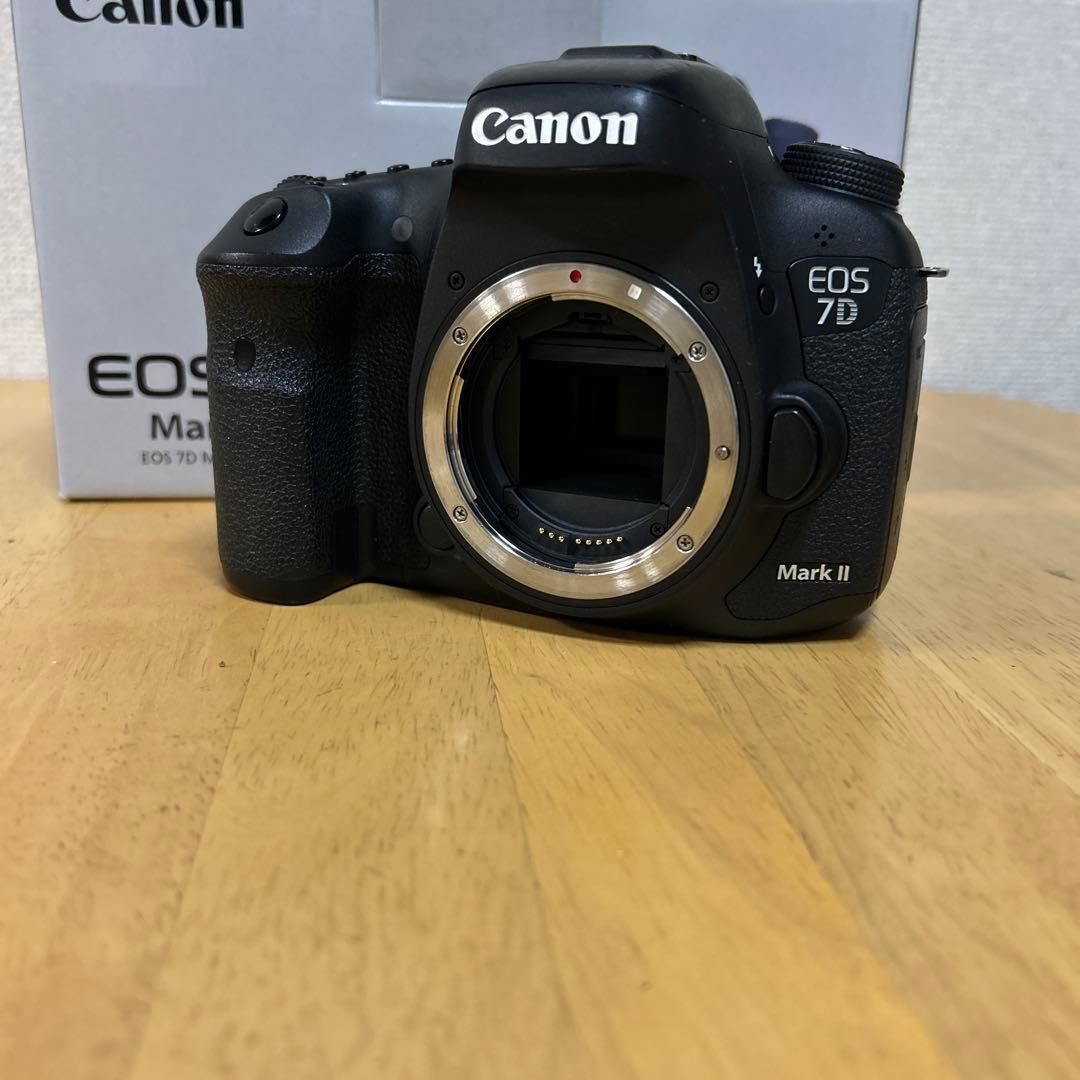 デジタルカメラ Canon EOS 7D mark2