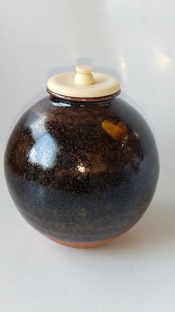 古瀬戸茶入 山口茂 作 仕覆 呂宋間道 茶道具 共箱 茶入 新品 未使用品 です