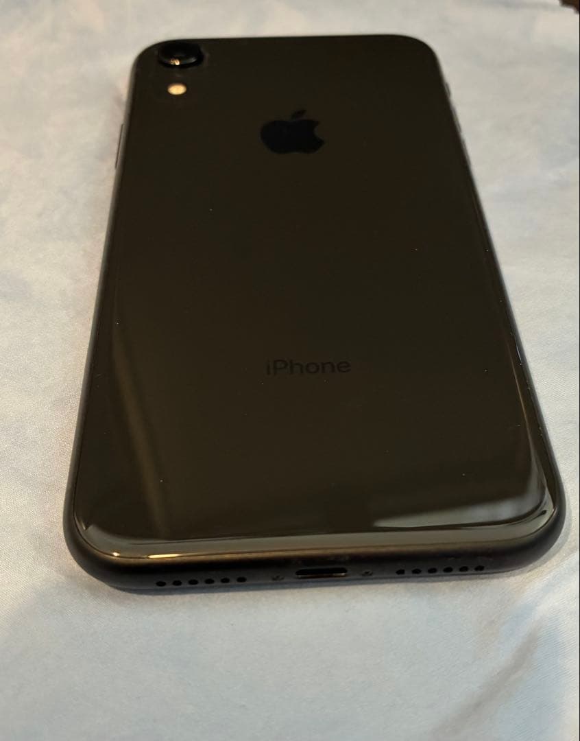 iPhone XR 128GB ブラック　SIMフリー