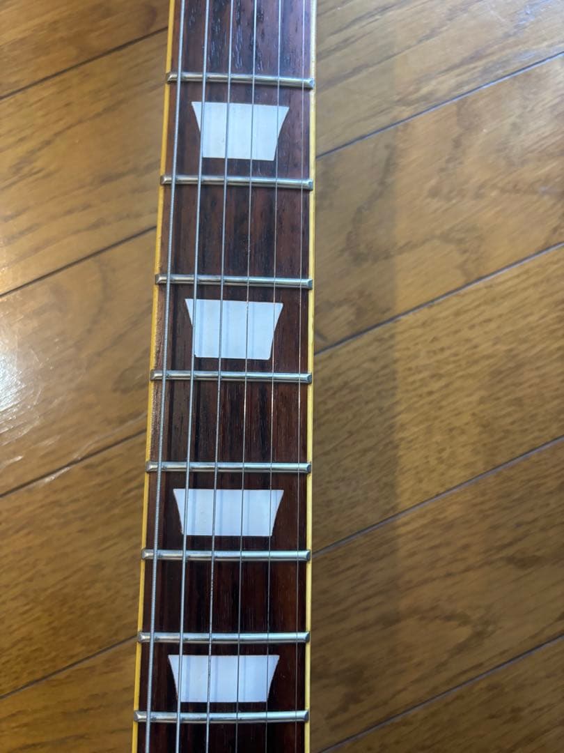 メーカー不明レスポール。 ピックアップ交換美品