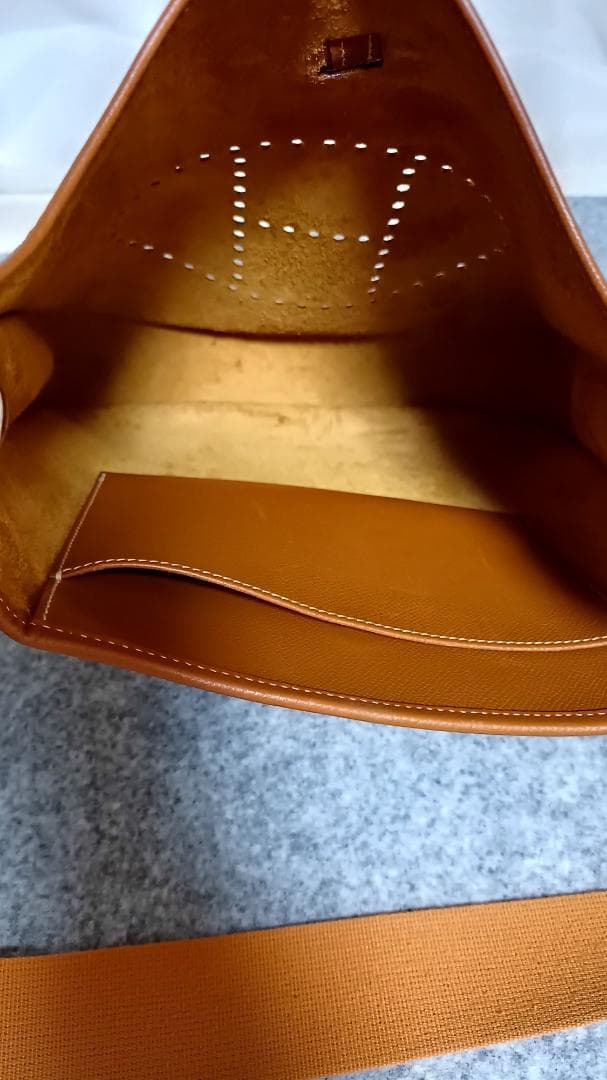 [専用］⑤エルメス　Hermès　エヴリン1PM　エプソン　ゴールド（ブラウン）