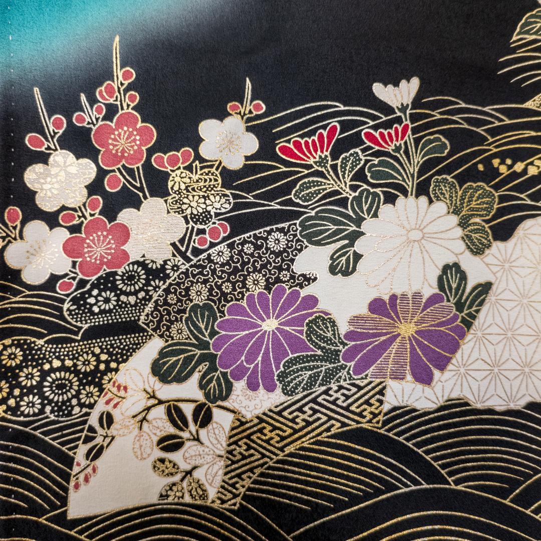 R7SK1329 振袖+帯 2点セット 花々 御所車 波 青緑 ゴールド 六通柄