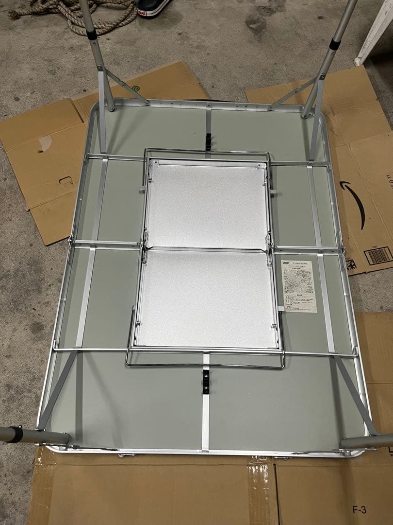 Coleman アウトドアテーブル ベージュ