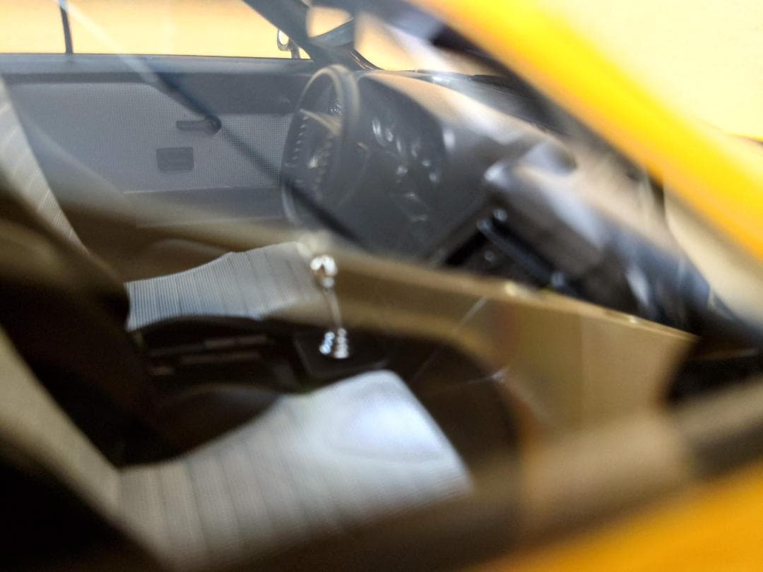 1/18 メルセデスベンツ C111-II 1970 オレンジ Mercedes