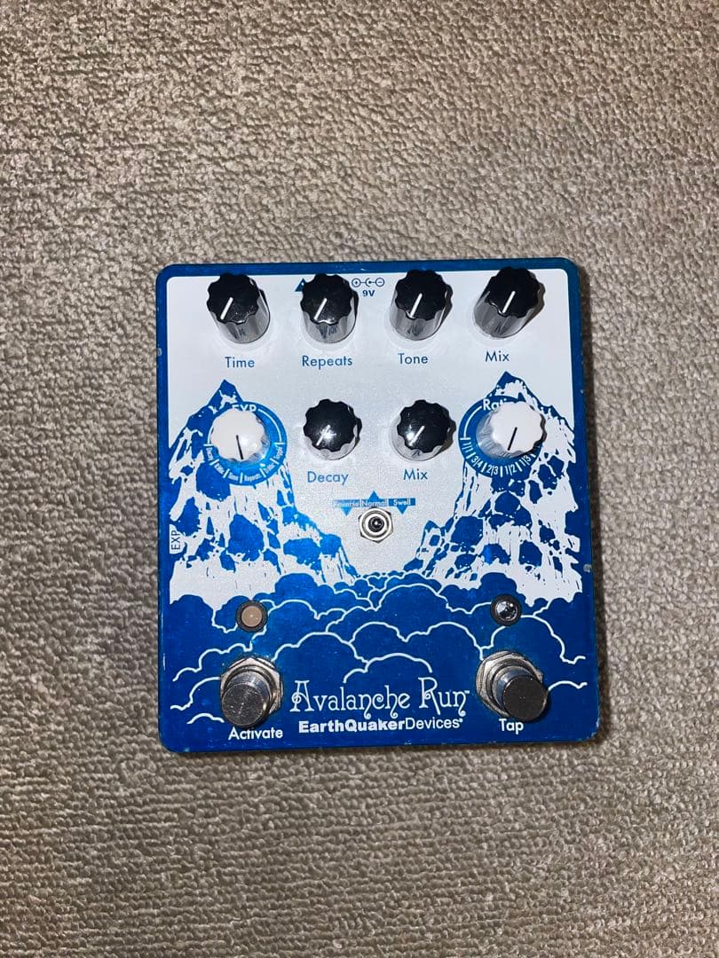 ギター EARTHQUAKER DEVICES Avalanche Run