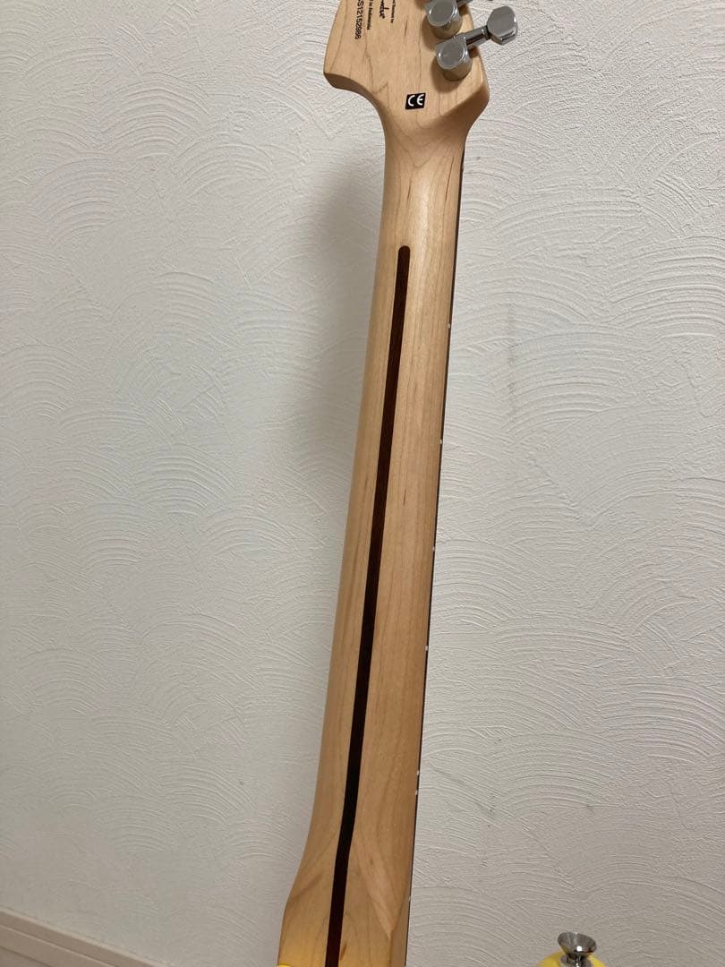 Squier cyclone スクワイヤー　サイクロン　イエロー