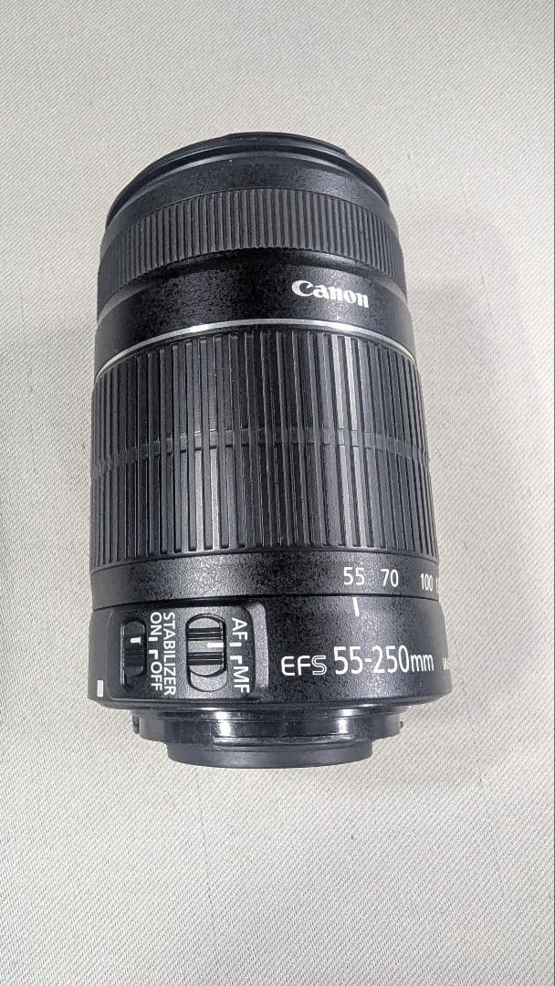 CANON EFS55-250mm F4-5.6 IS ⅱ レンズ