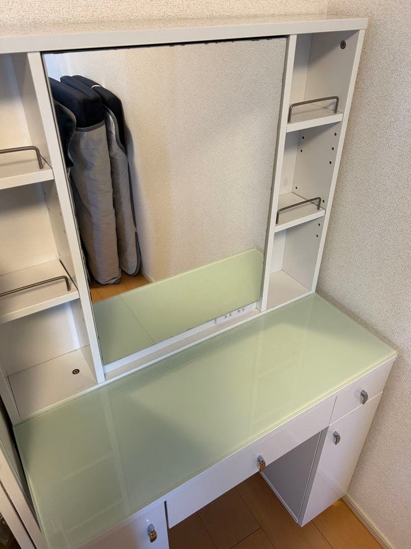 リコ ホワイトドレッサー・ミラー・鏡台　ニトリ