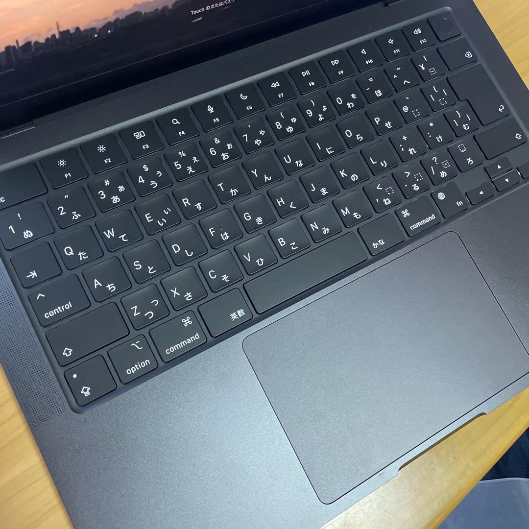 Apple MacBook Pro 14インチ スペースブラック