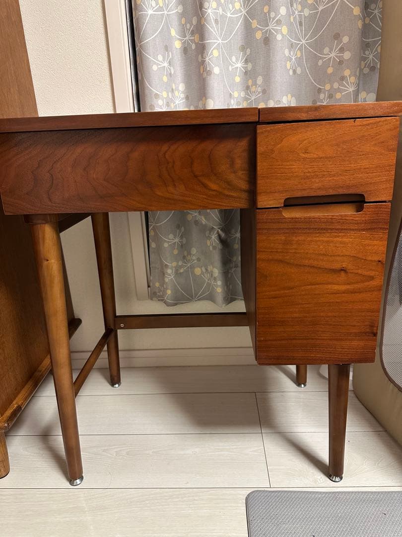ふ*み様 emo. エモ ドレッサー ウォルナット　ミッドセンチュリー