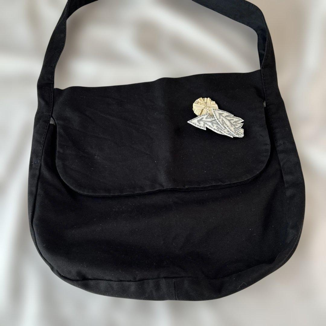 ミナペルホネン tanpopo タンポポ　ブローチ　正規品