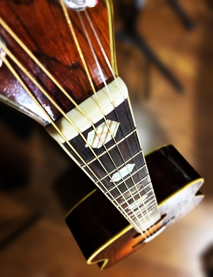 ★　　激鳴り・希少ハカランダ！モーリスW60　弦高調整済み　試聴動画有　★