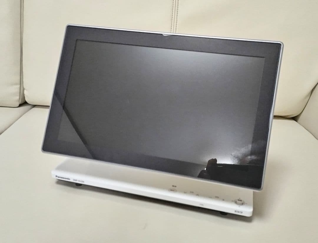 パナソニック10.1V型ポータブル地上波デジタルテレビ DMP-HV200-k