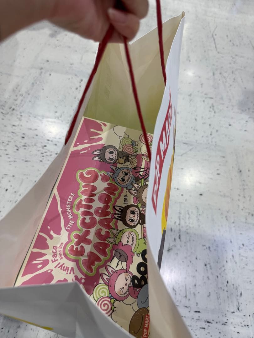 ラブブ　マカロン　シークレット