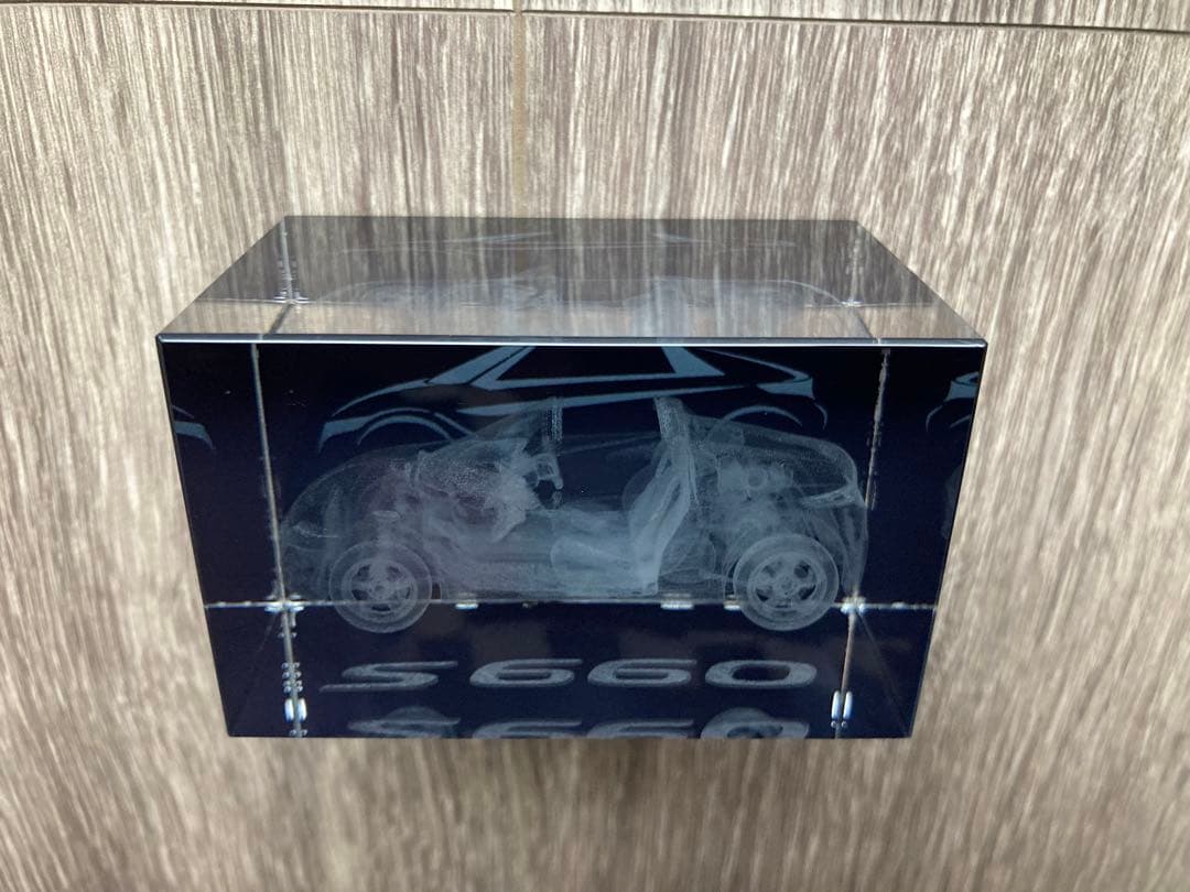 HONDA S660　置物　3Dクリスタル HONDAロゴ入り豪華専用ケース付き