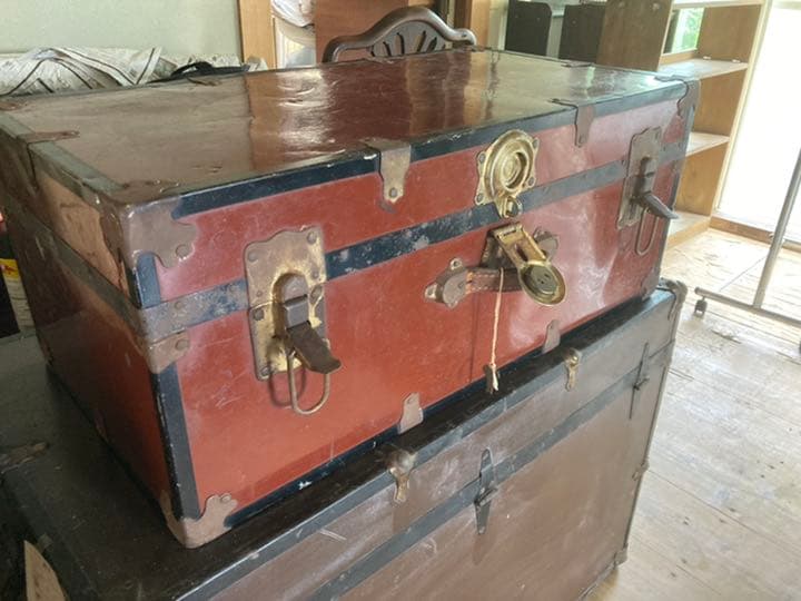 鍵付き船トランク