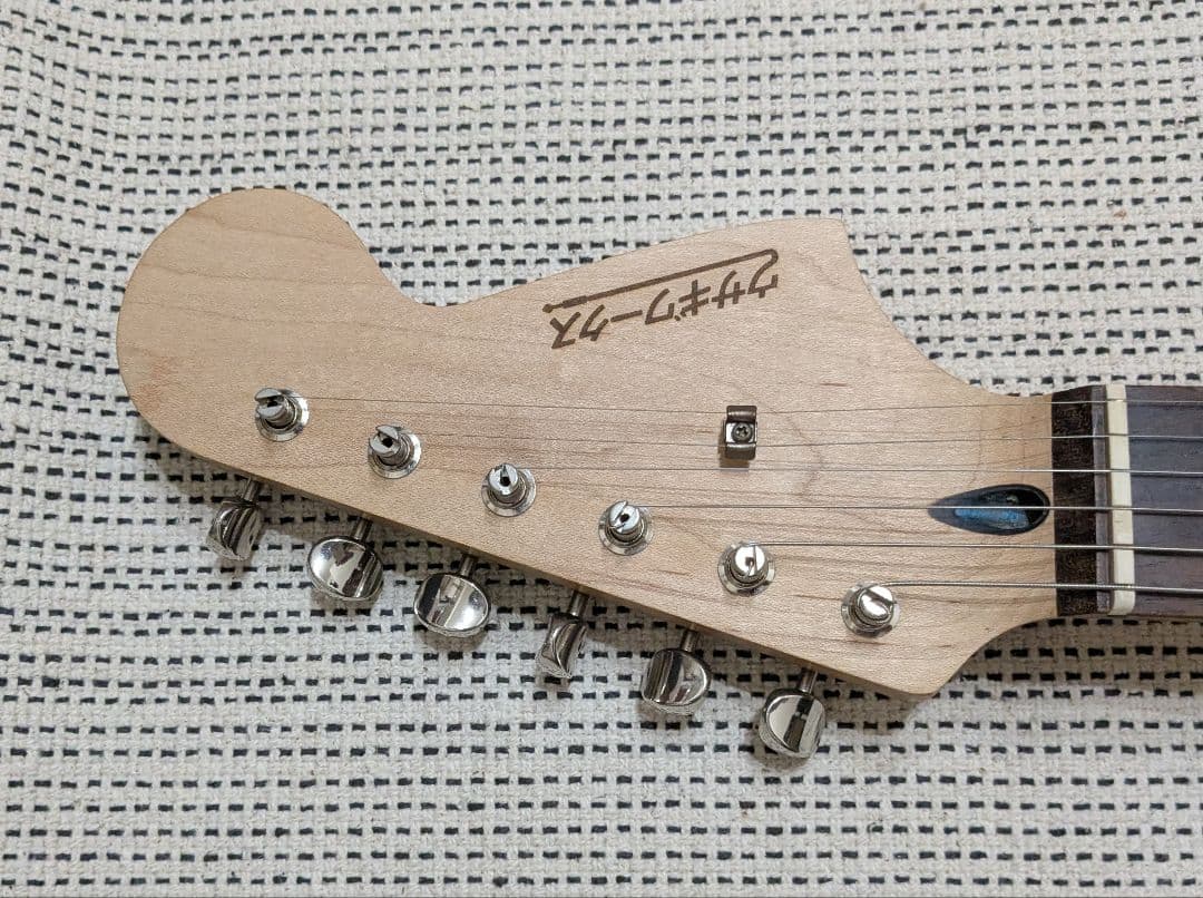 ギター Jazzmaster-type guitar Installed a fuzz