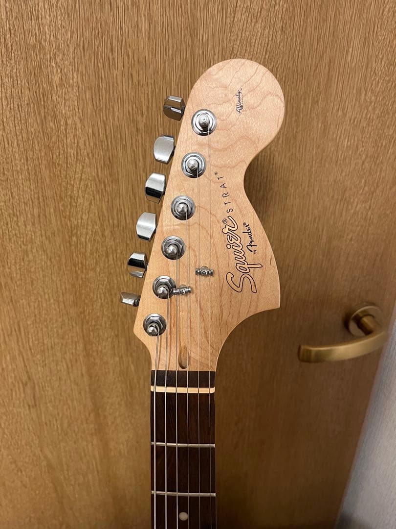 ギター Squier FSR Affinity Stratocaster 2ts