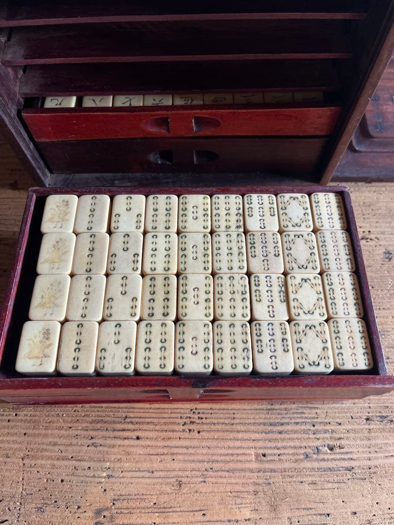 麻雀牌セット　木箱付き　骨董 中国製