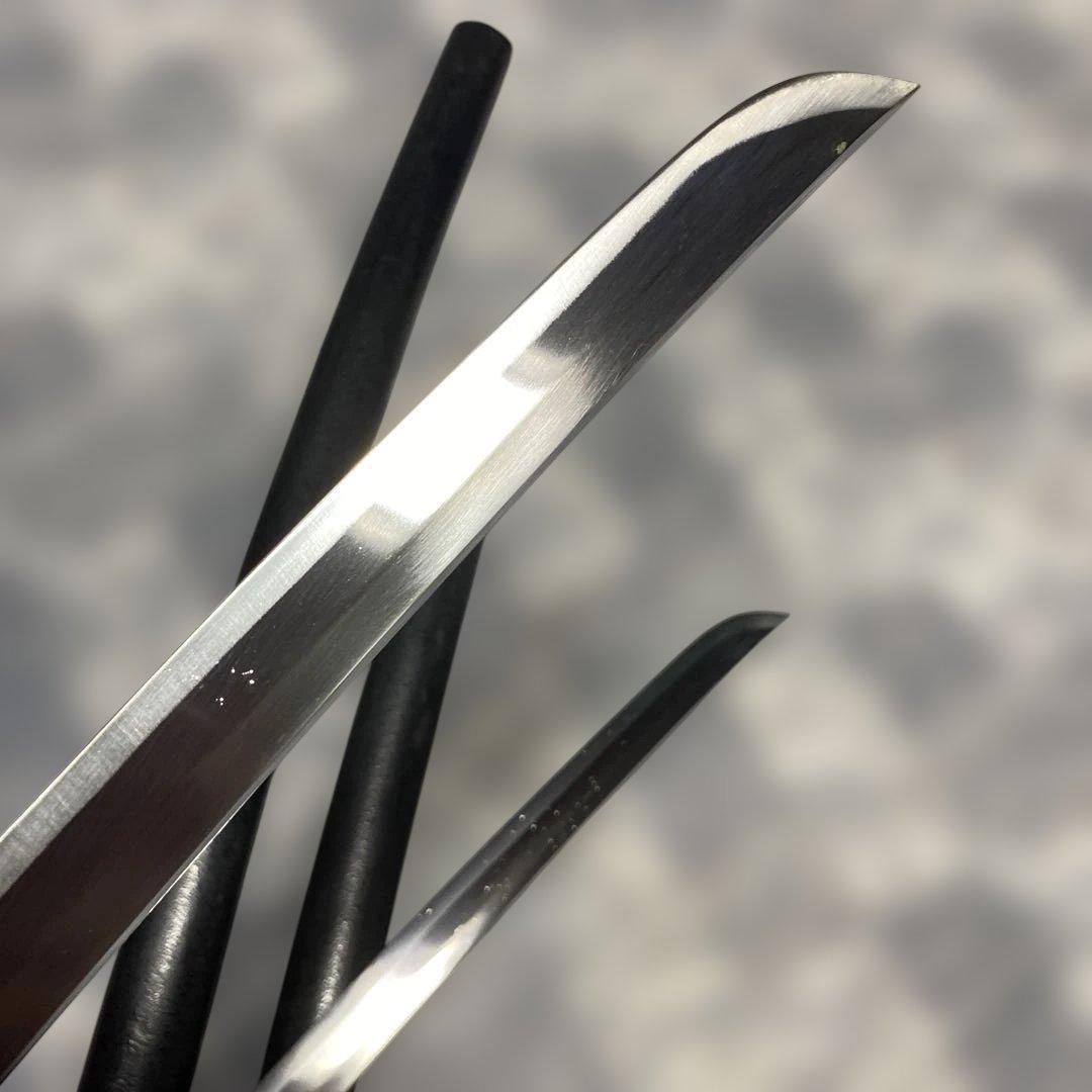 模造刀大小２本 黒柄 鶴松楕円鍔 黒梨地鞘