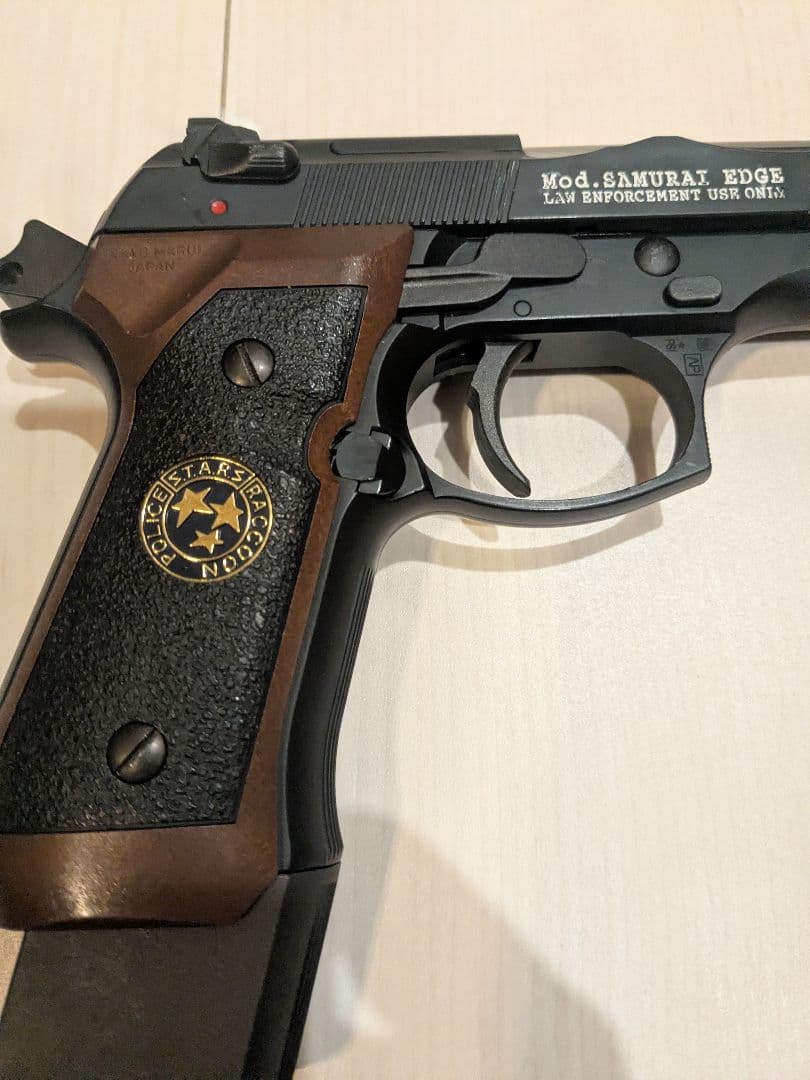 ベレッタ　スターズ　サムライエッジ　東京マルイ　ガスガン　ブローバック