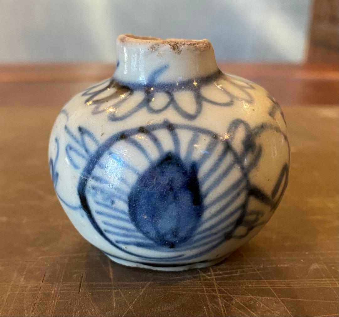 スワトウ陶磁器　ミニ花器　鑑賞台付　　　 一輪挿し　ヴィンテージ　レア