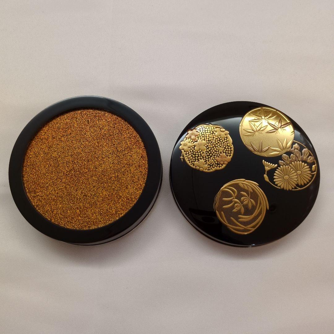 茶道具　香合　花の丸　四君子　「一后一兆」作　蒔絵