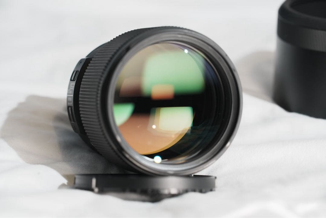 SIGMA 135mm F1.8 DG HSM Art レンズ　EFマウント