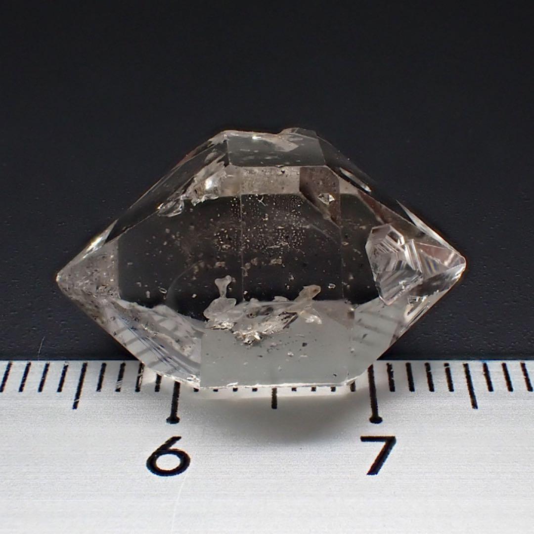 【パキスタン産】ライトスモーキーダイヤモンドクォーツ