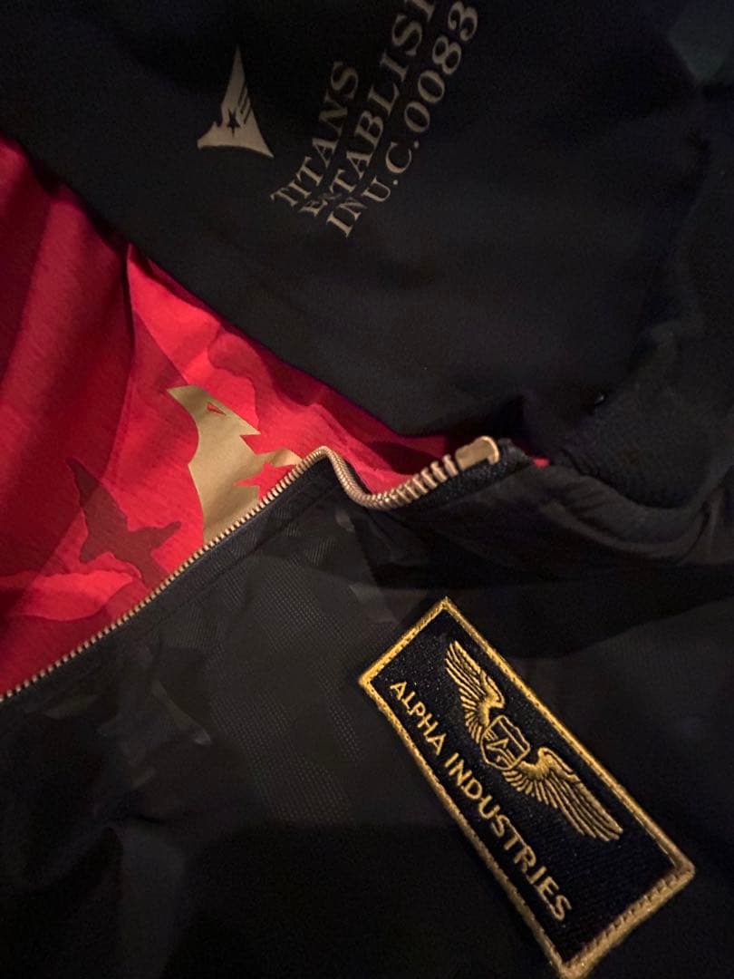 XL MA-1 ALPHA ガンダム限定INDUSTRIES 綿ヌキ フード