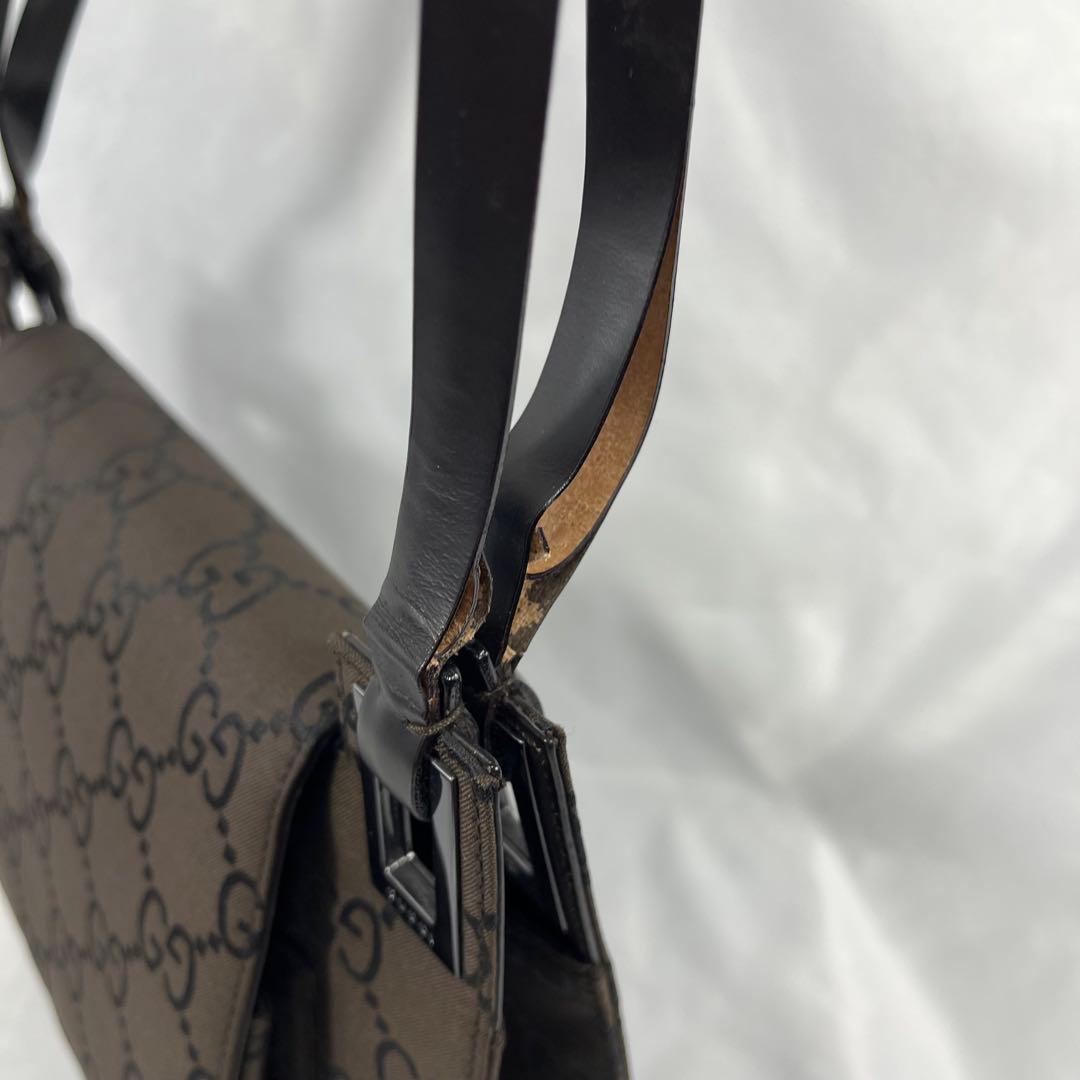 GUCCI グッチ GGパターン ショルダーバッグ