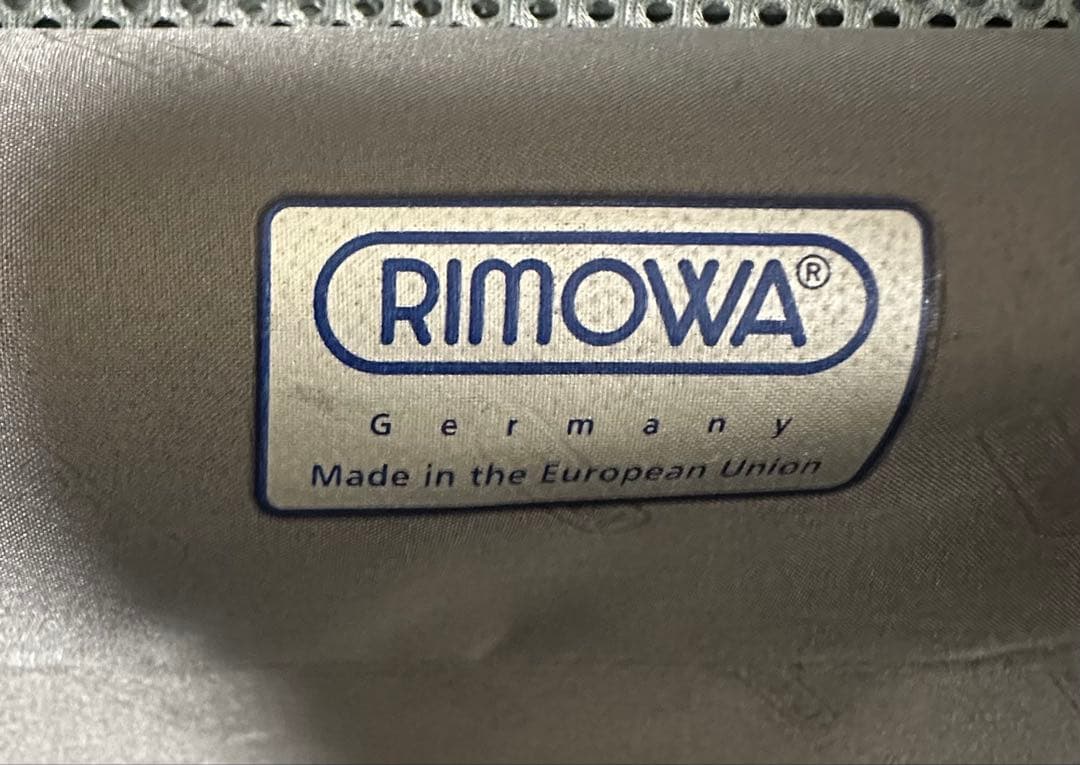 リモワ　32L スーツケース　機内持込