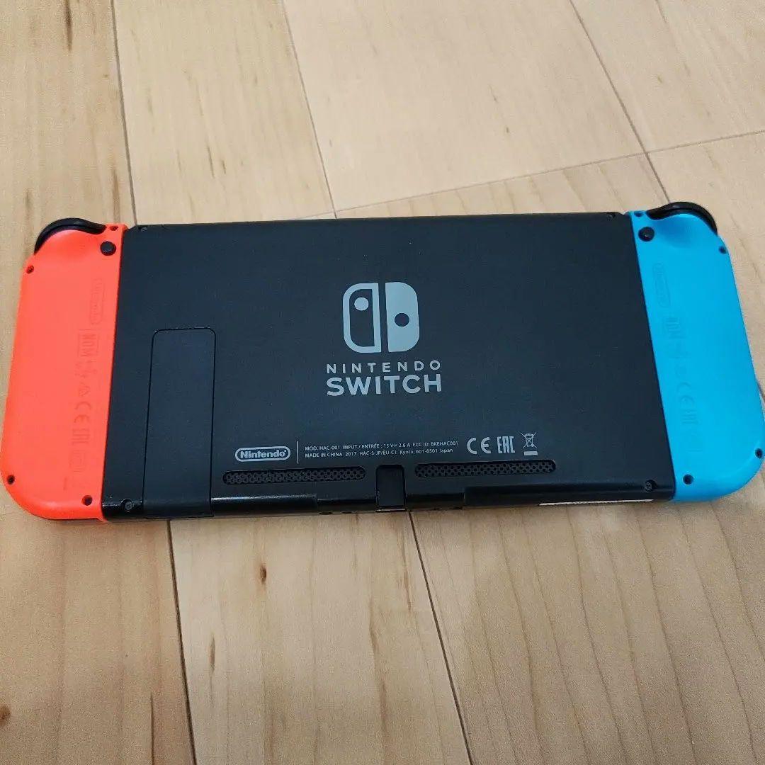 Nintendo Switch 本体 ケース付き ACアダプター無し