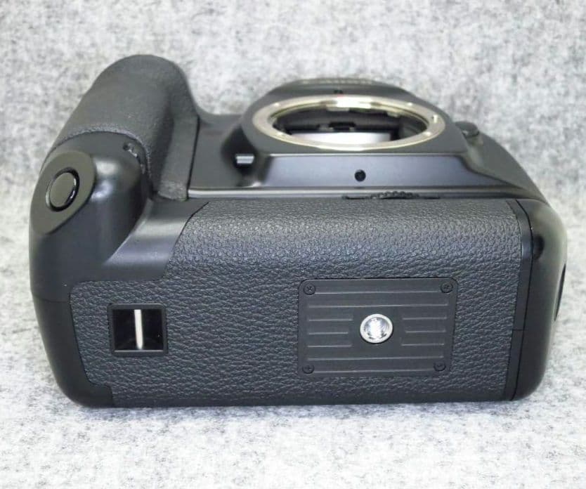 キヤノン　EOS1 HS 初代　ボディー