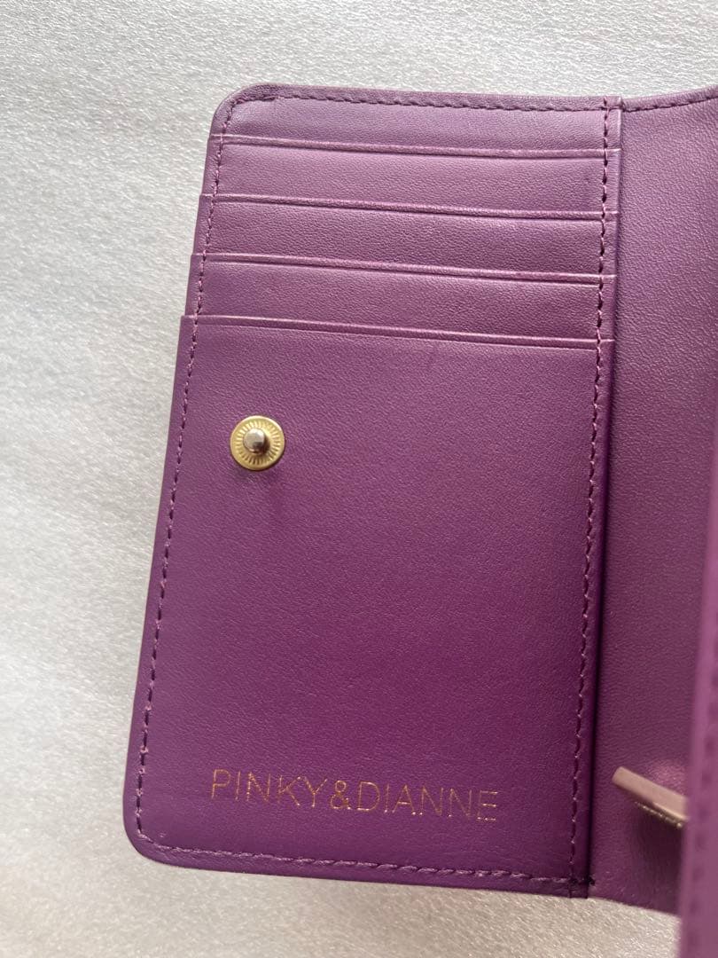【未使用】PINKY&DIANNE ピンキー グレー ロゴ 二つ折り財布
