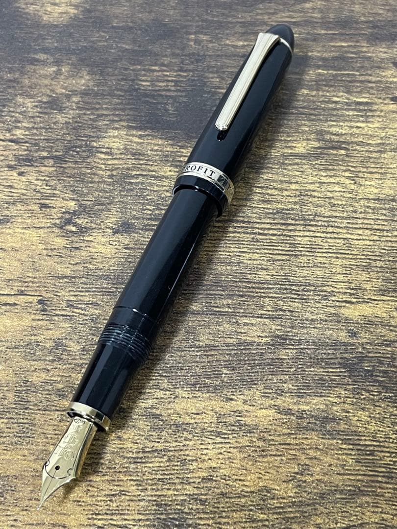 旧型ニブ　ホワイトゴールド　F プロフィット 21 セーラー　万年筆 21k