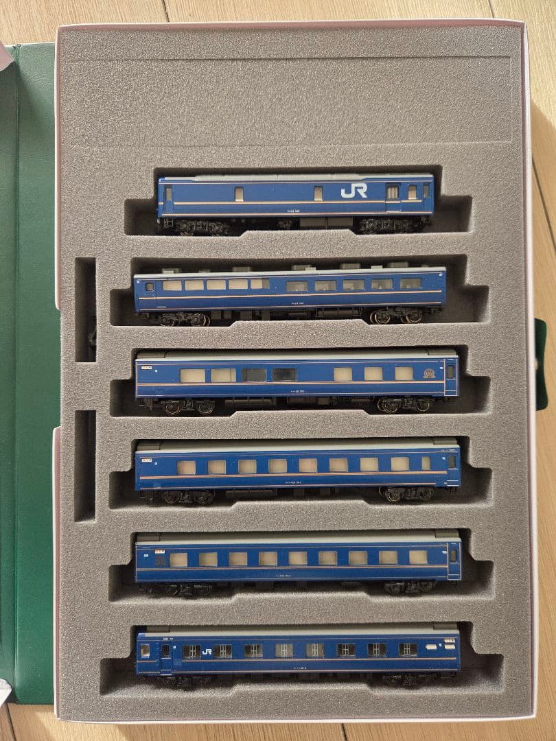 KATO 24系寝台車 6両セット 10-831