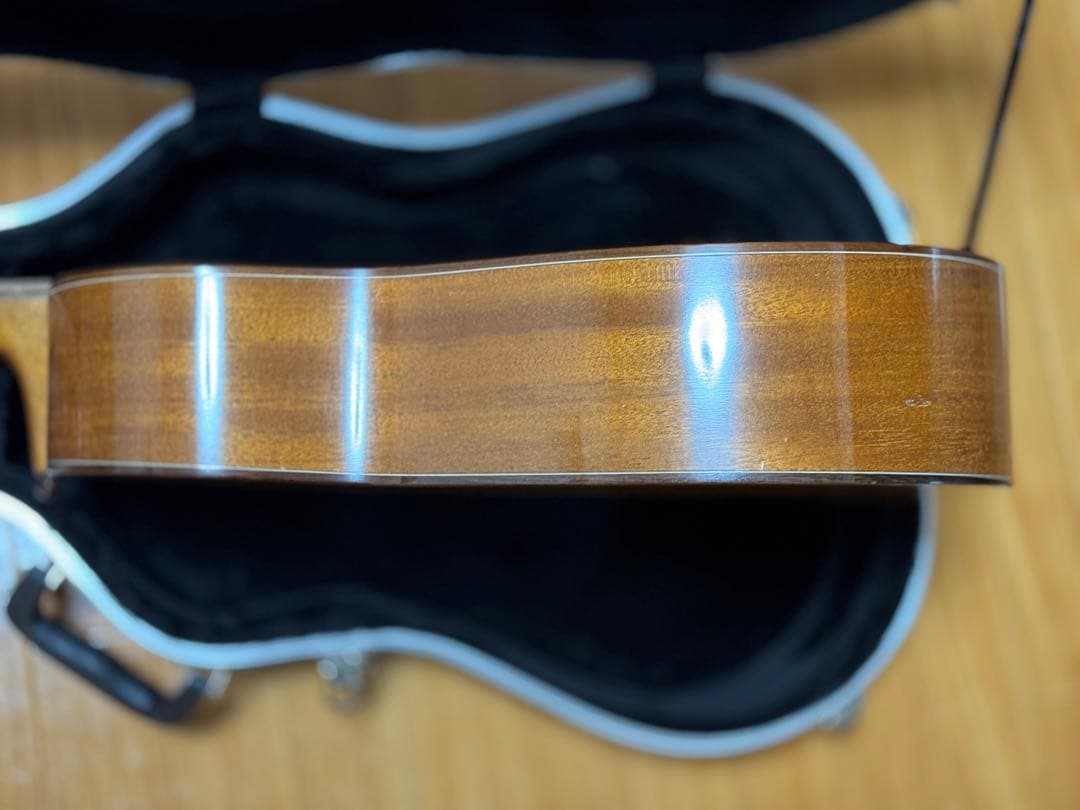 手工アコースティックギターTupli Vesse マホガニー ハードケース付