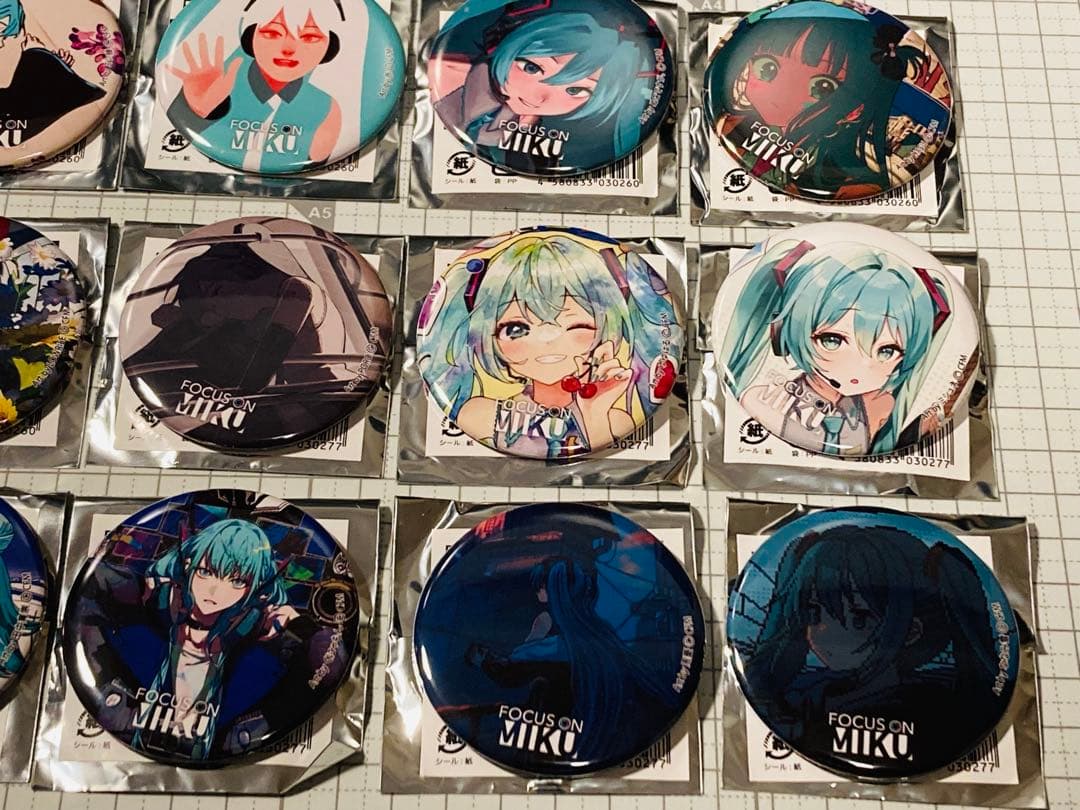 初音ミク FOCUS ON MIKU 缶バッジ コンプリートセット 全18種