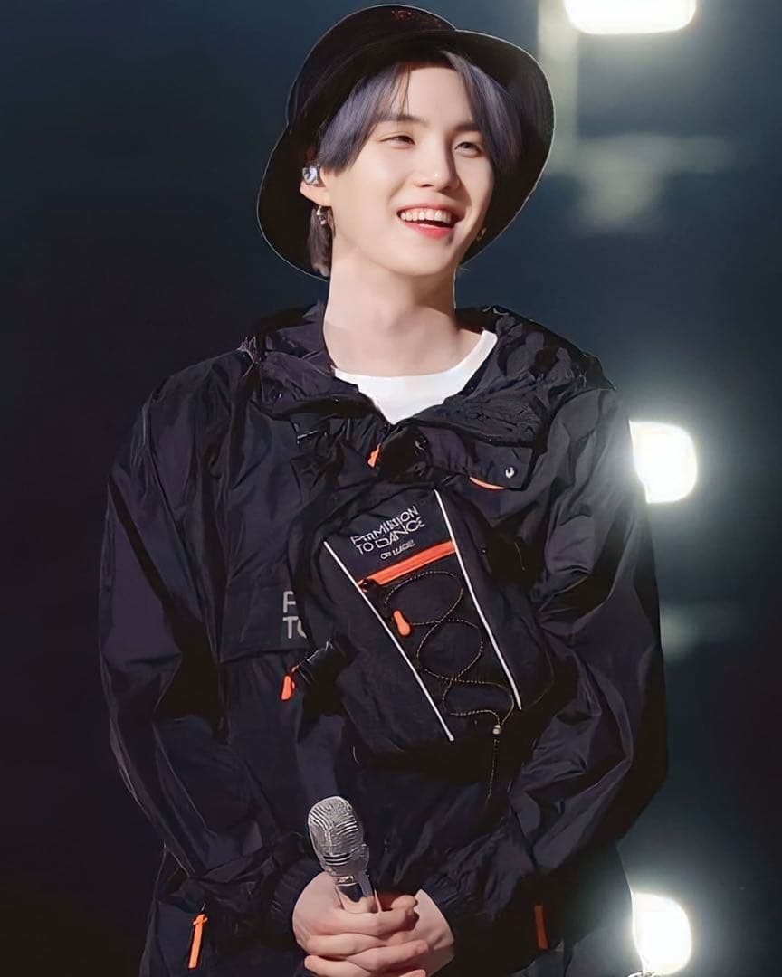 BTS PERMISSION TO DANCE ボディーバッグ　新品　ユンギ着用