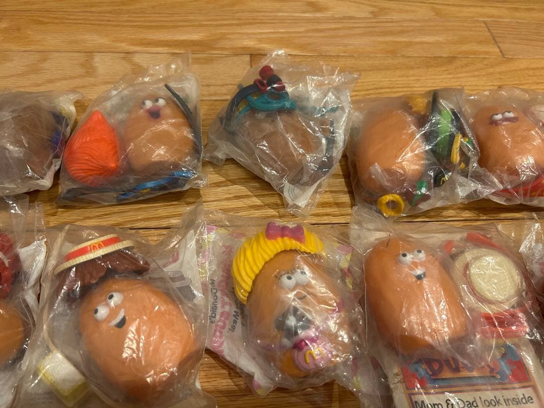 マクドナルド　ミートトイ　ナゲットバディーズ　11種類　フィギュア　新品未使用