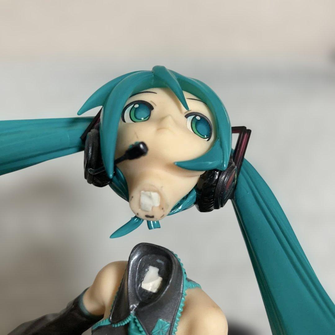 キャラクター・ボーカル・シリーズ01 初音ミク　破損あり