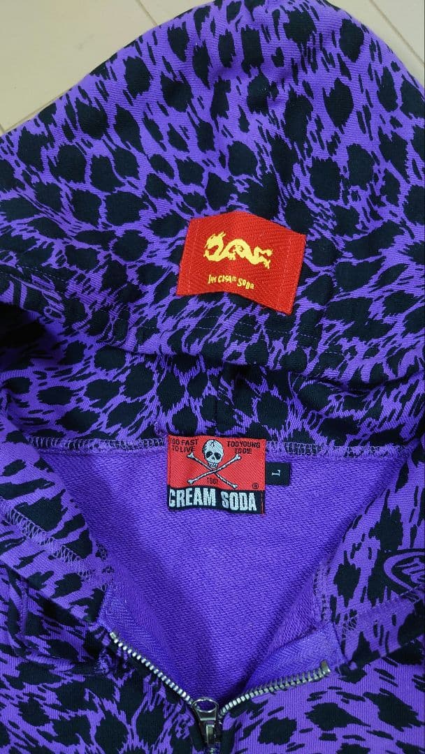 【CREAM SODA】クリームソーダ 50周年記念 ヒョウ柄ジップパーカー L
