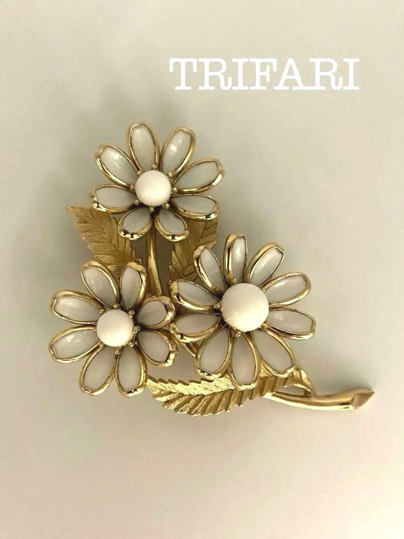 lotuscloud 2499⭐️TRIFARI トリファリ ブローチ ビンテージ